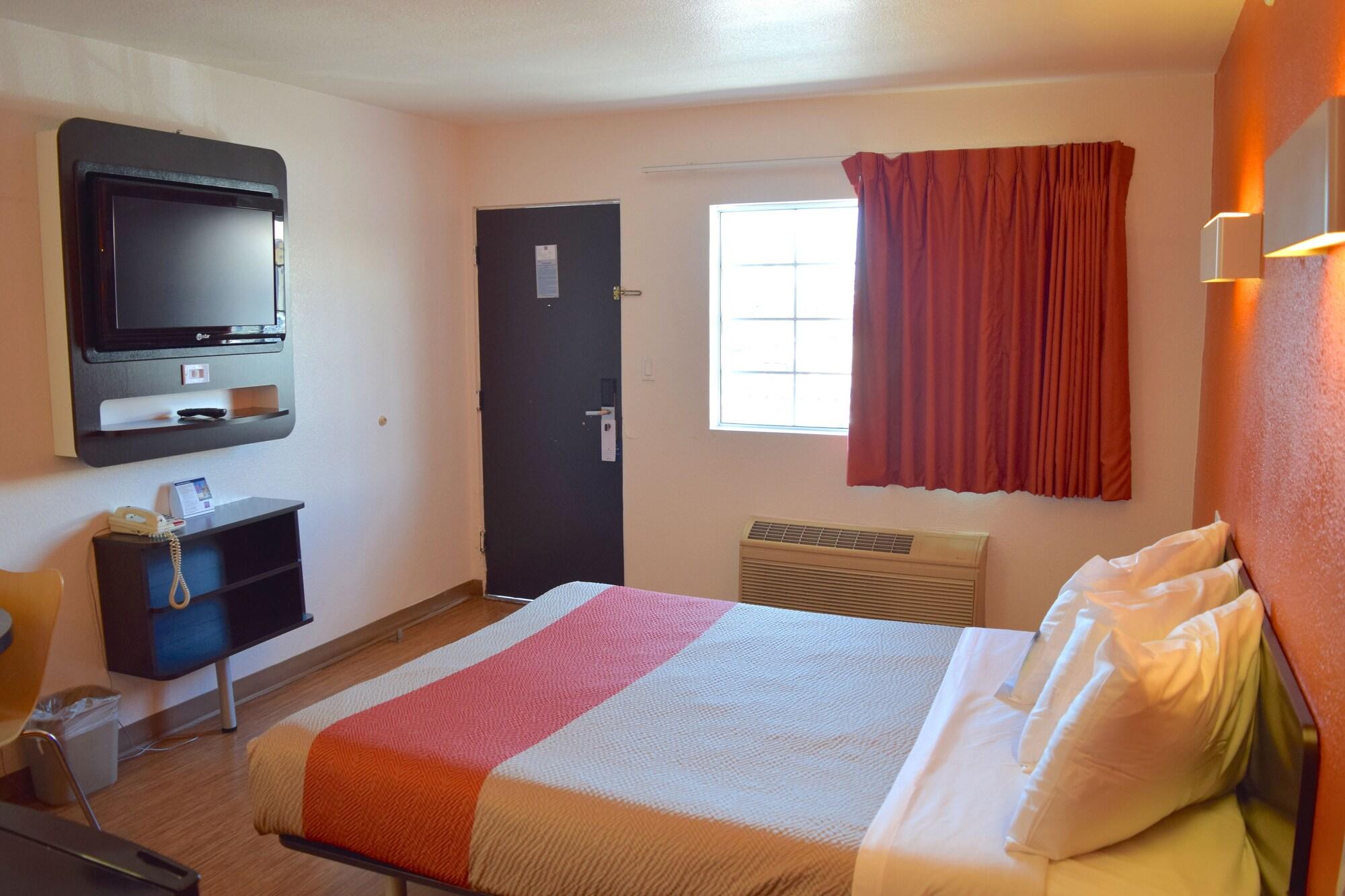 Motel 6 San Diego, Ca Airport Harbor Buitenkant foto