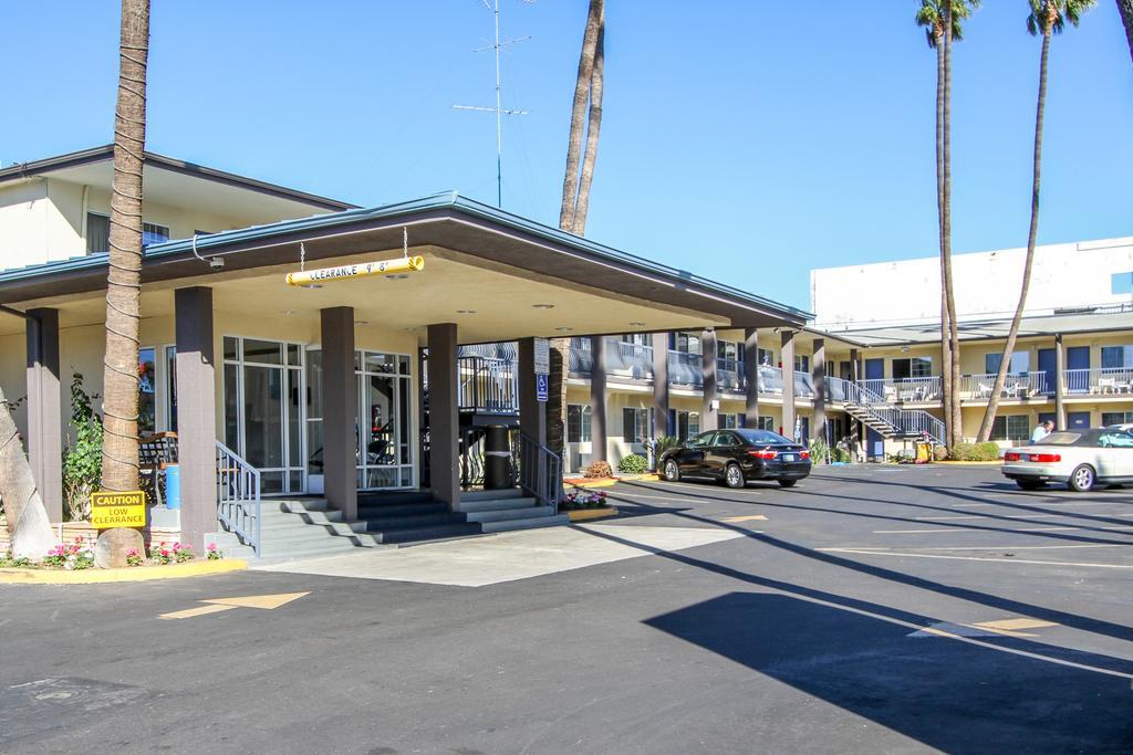 Motel 6 San Diego, Ca Airport Harbor Buitenkant foto