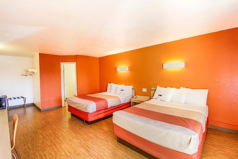 Motel 6 San Diego, Ca Airport Harbor Buitenkant foto